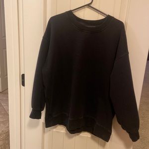 Lululemon Perfectly Oversized Crew! Black. Size 8